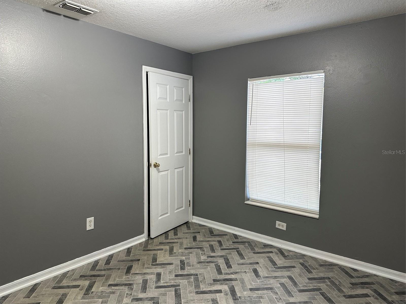 Image 8 of 11 For 8502 17th Street