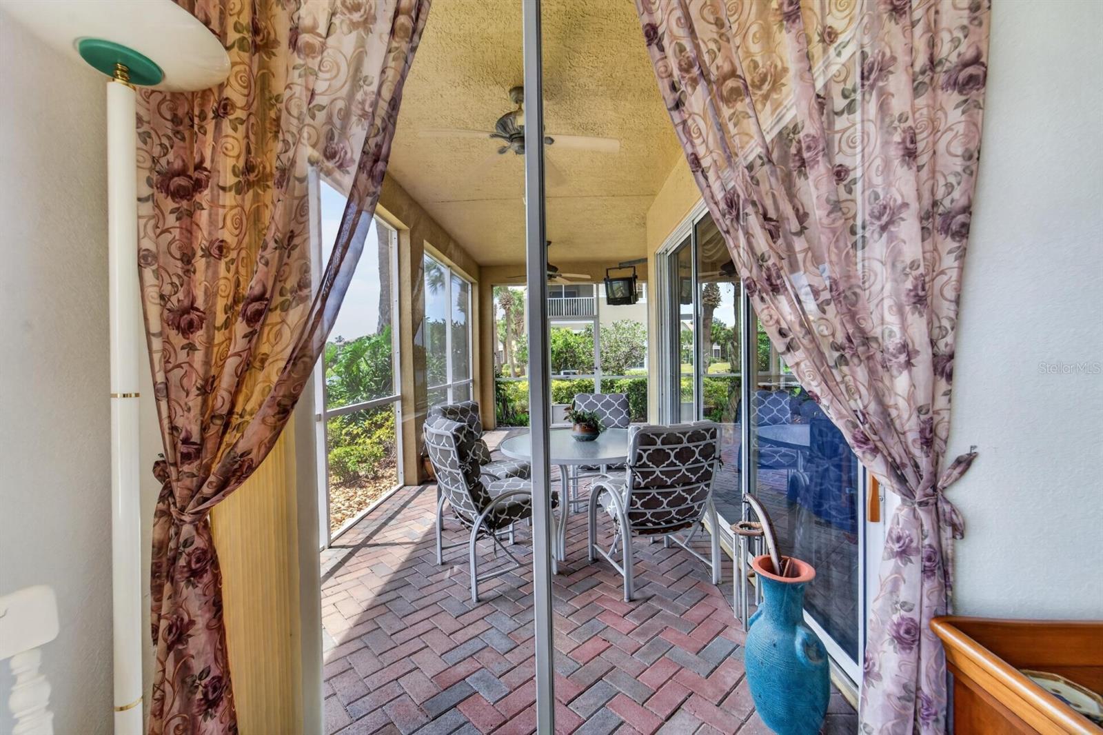 Image 24 of 68 For 1364 Emerald Dunes Drive