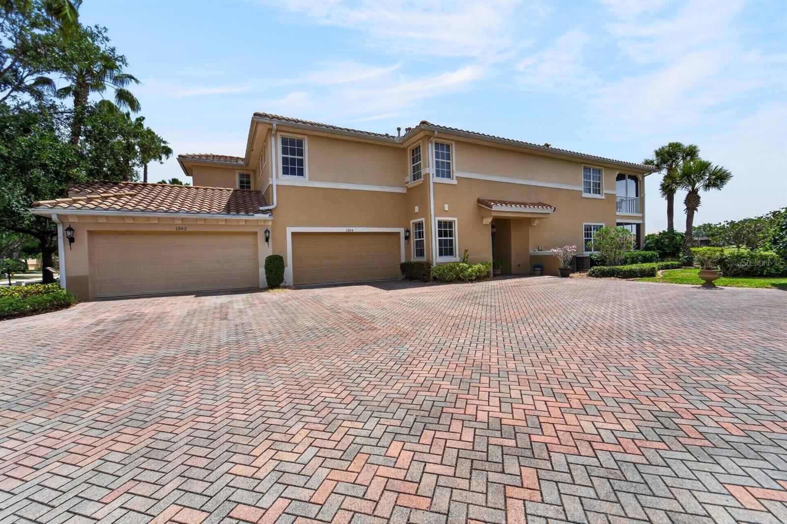 Image 39 of 68 For 1364 Emerald Dunes Drive
