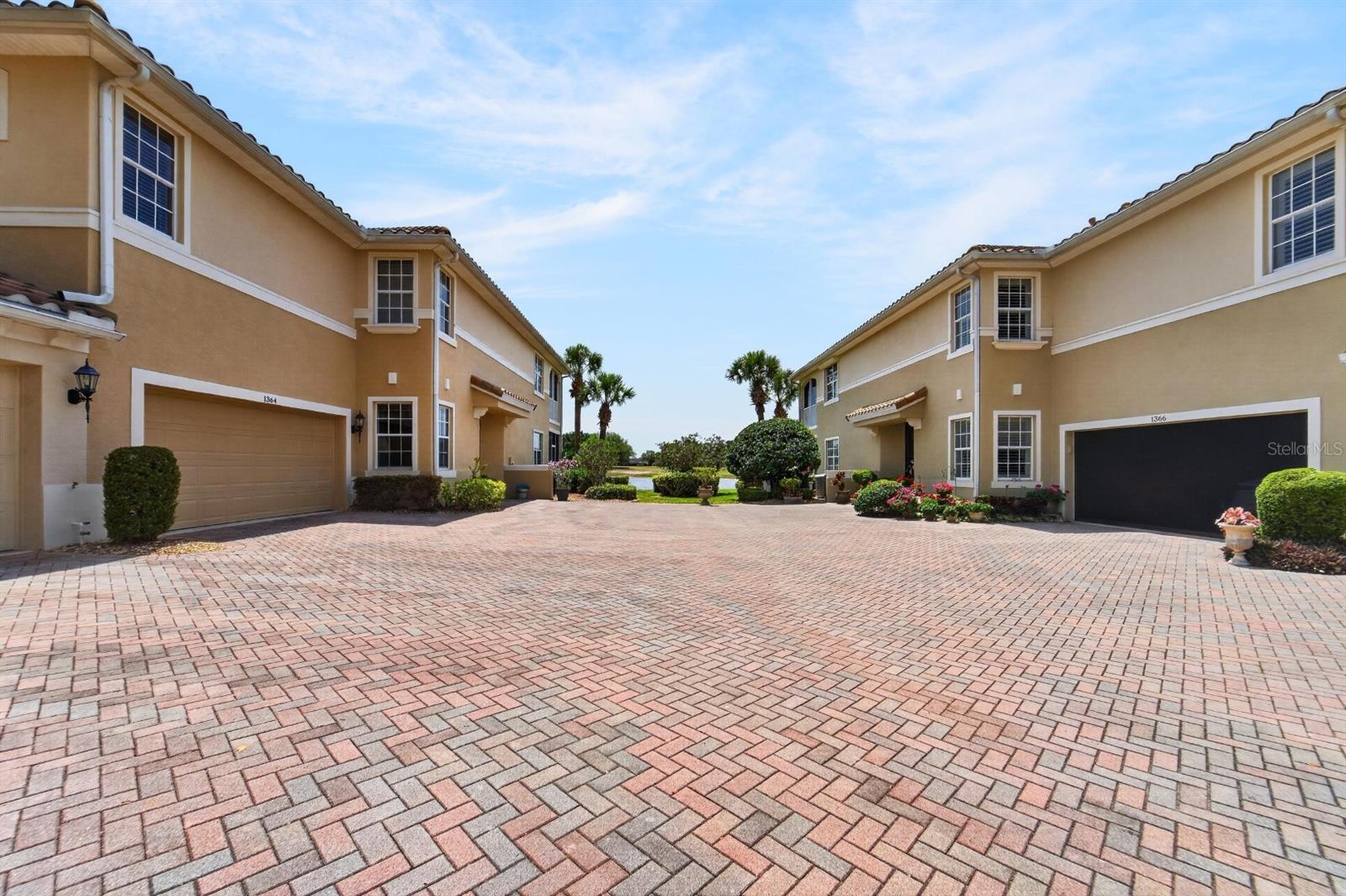 Image 43 of 68 For 1364 Emerald Dunes Drive