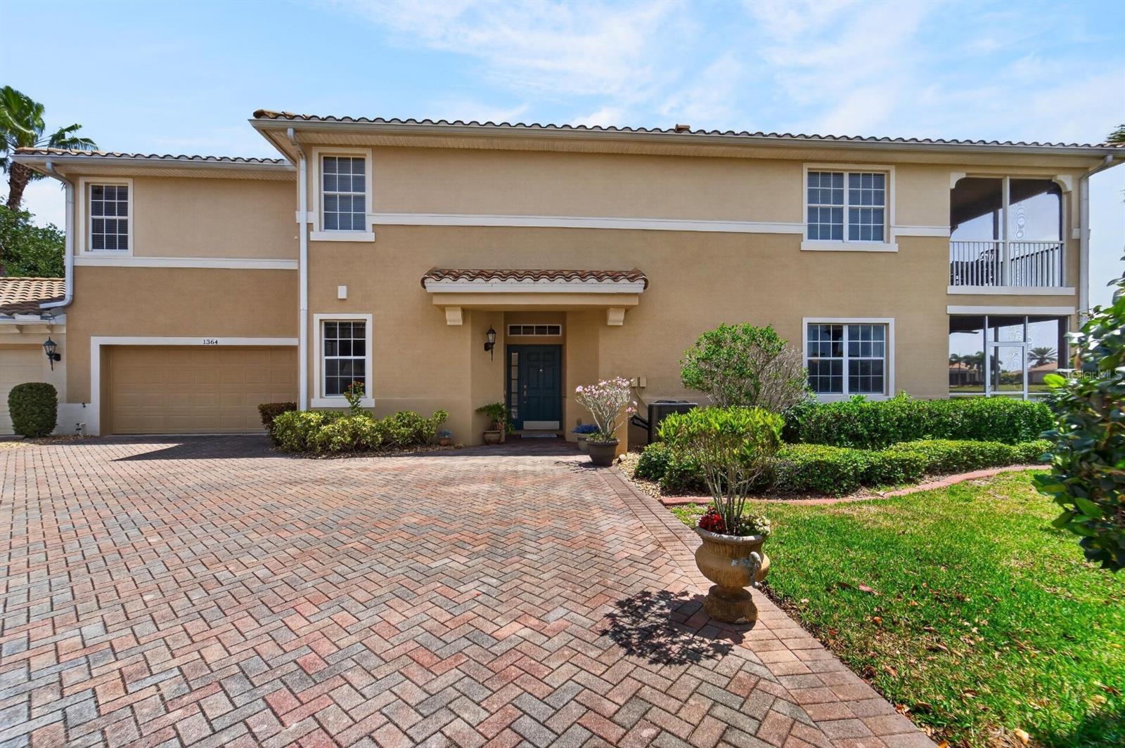 Image 5 of 68 For 1364 Emerald Dunes Drive