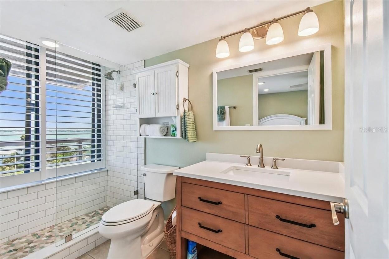 Image 8 of 32 For 1310 Gulf Boulevard 6d
