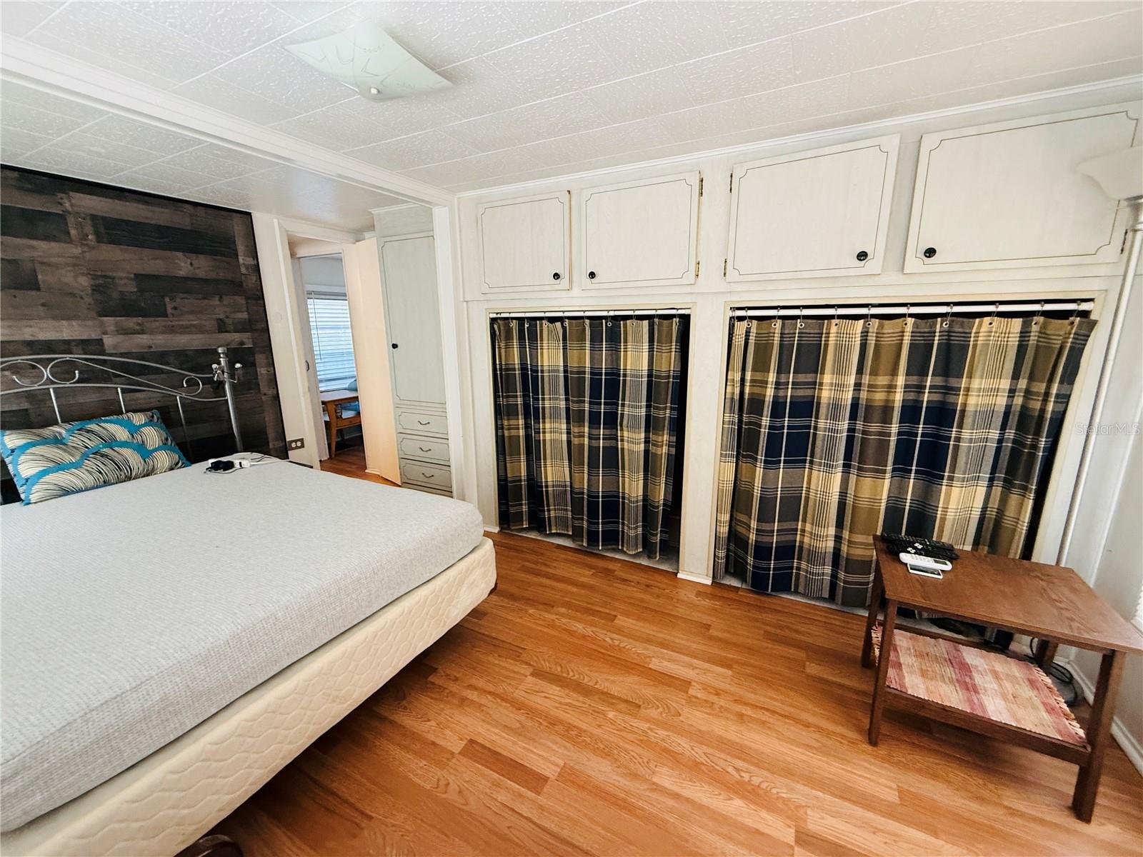 Image 17 of 34 For 4851 Gandy Boulevard B3l15