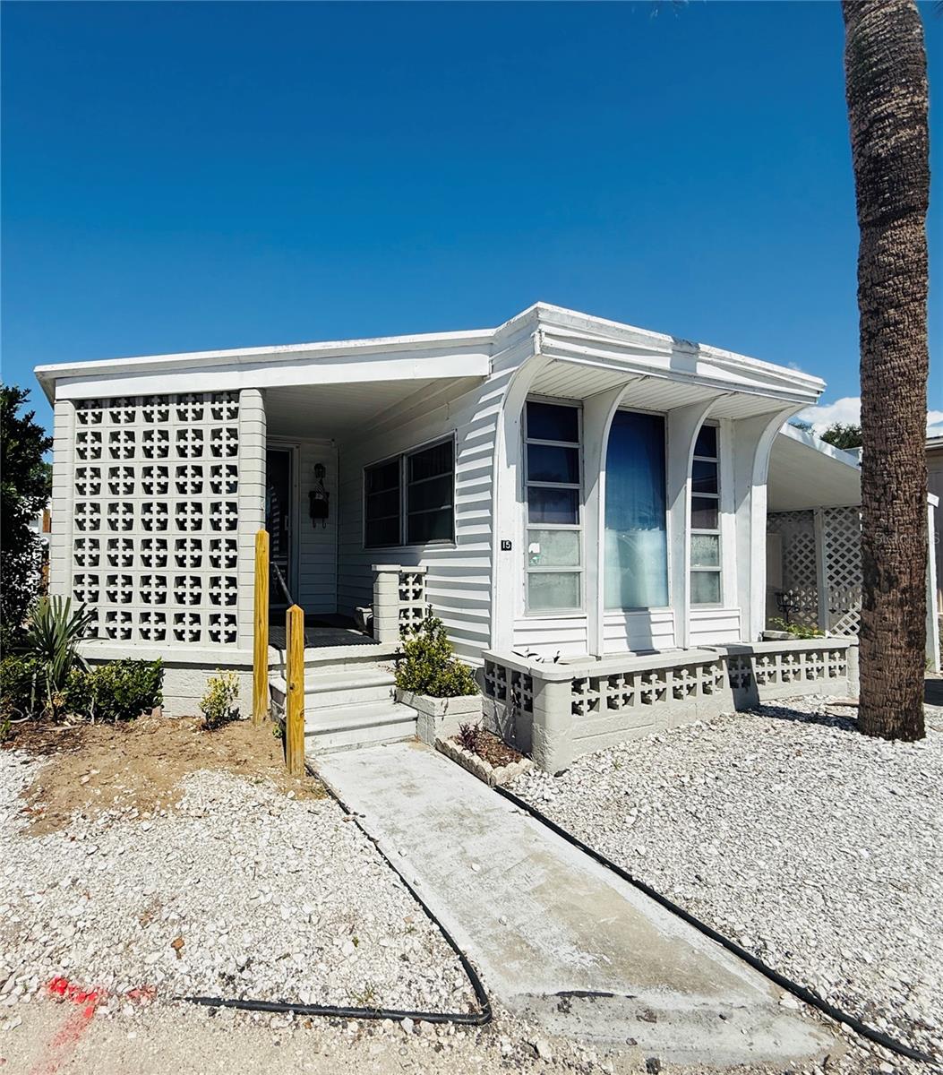 Image 2 of 34 For 4851 Gandy Boulevard B3l15