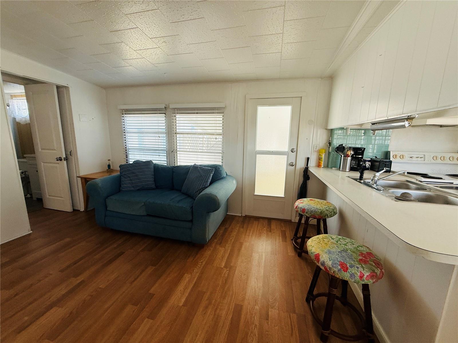 Image 5 of 34 For 4851 Gandy Boulevard B3l15