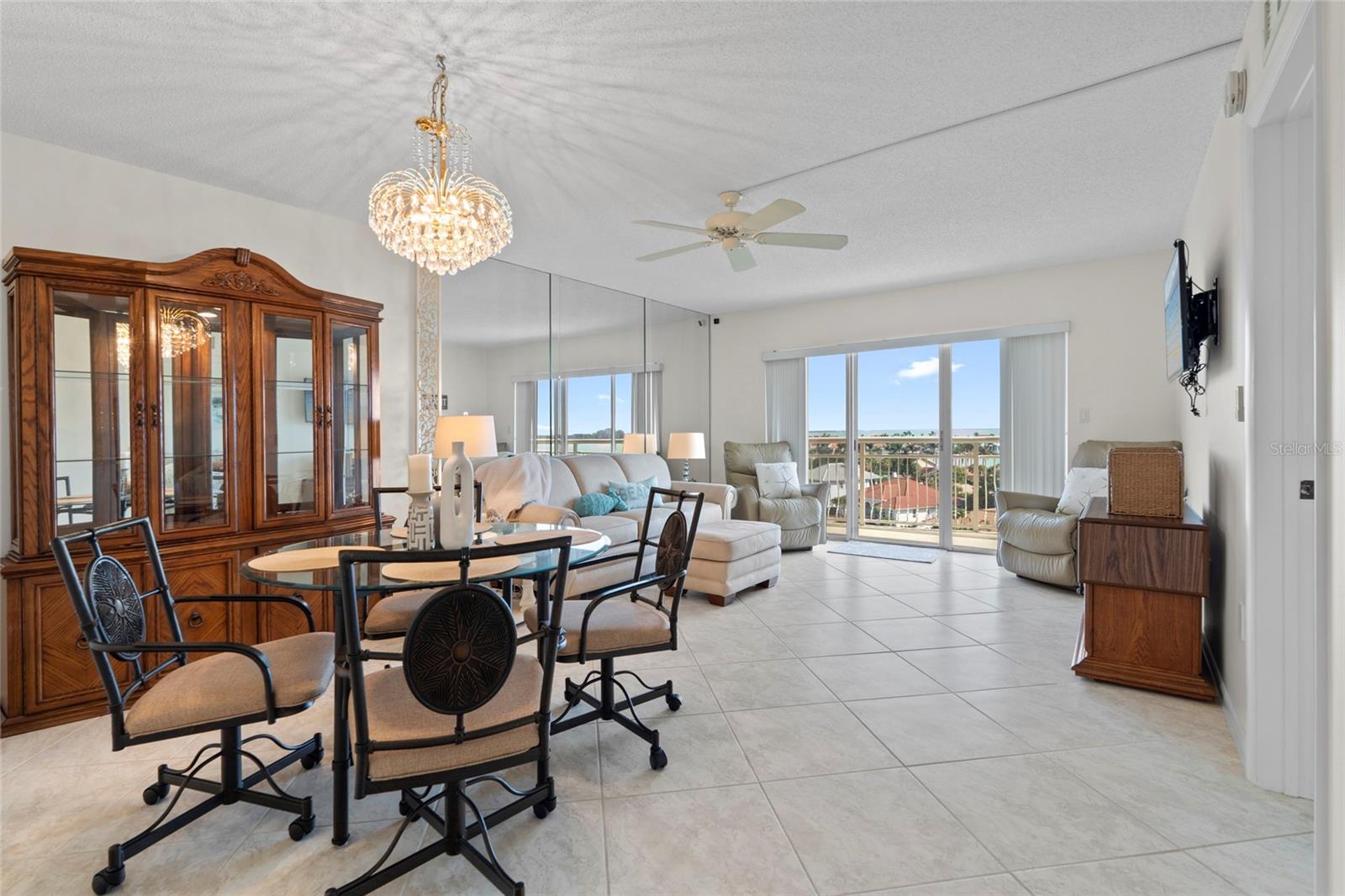 Image 4 of 23 For 4900 Brittany Drive S 808