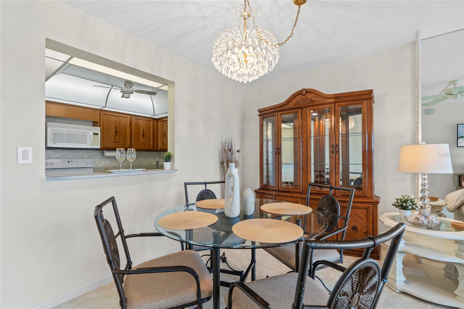 Image 7 of 23 For 4900 Brittany Drive S 808