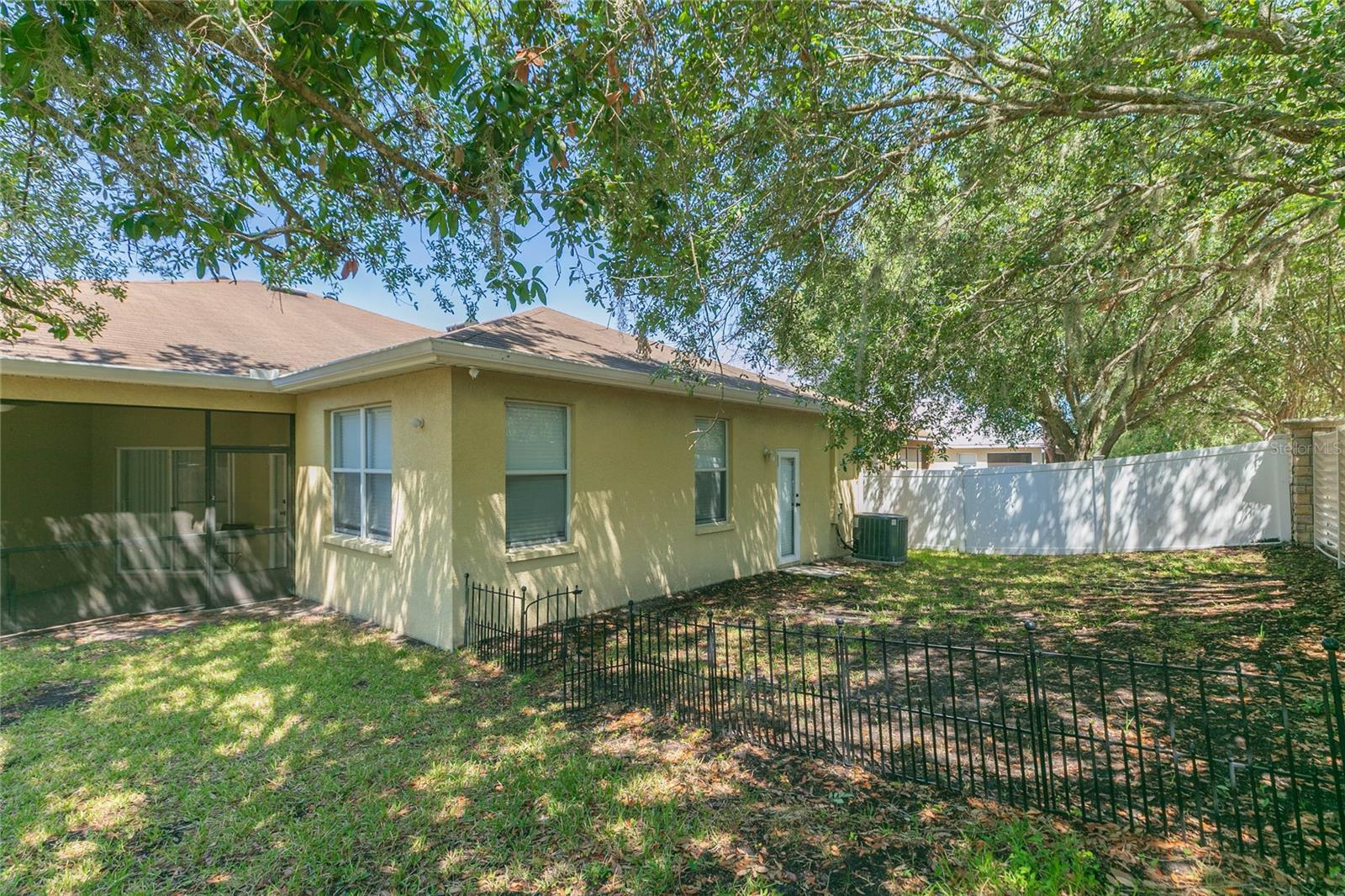 Image 41 of 46 For 11334 Bridge Pine Drive