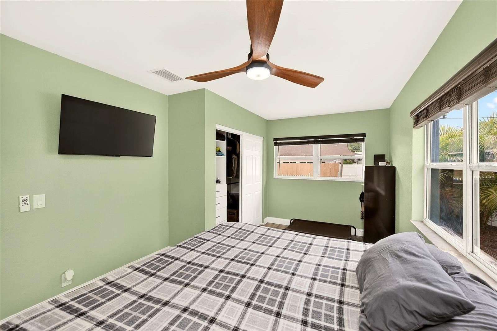 Image 15 of 43 For 4300 80th Avenue N