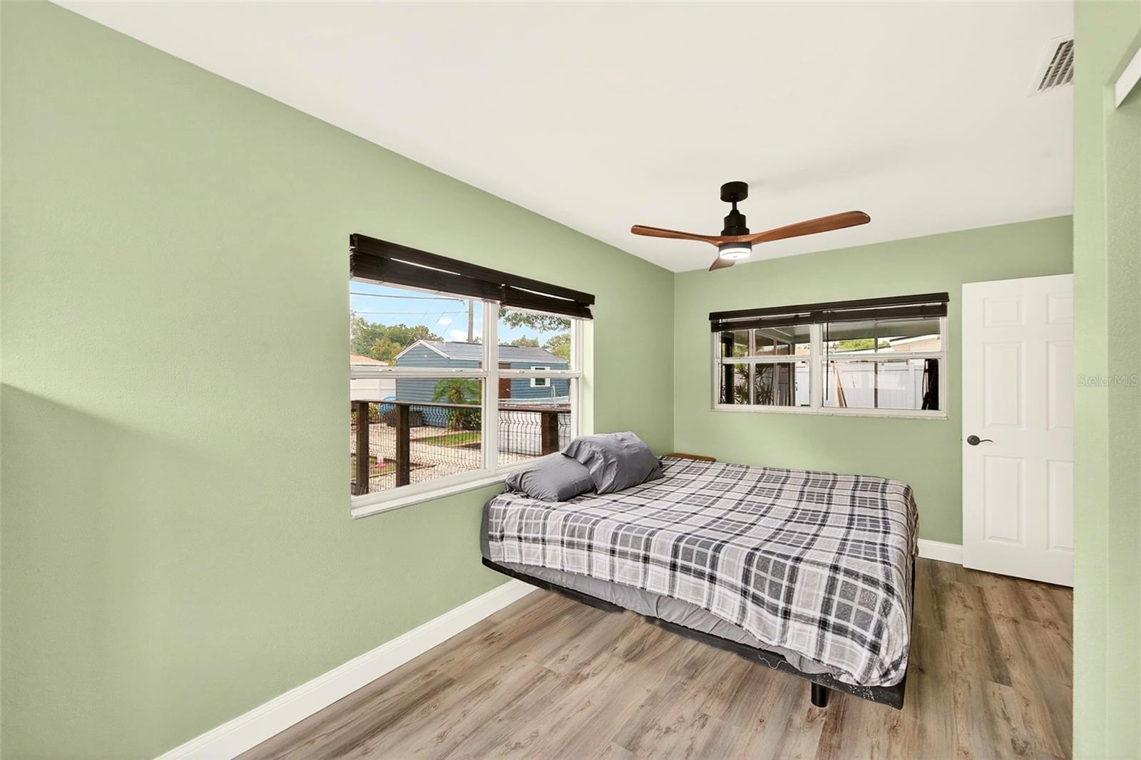 Image 16 of 43 For 4300 80th Avenue N