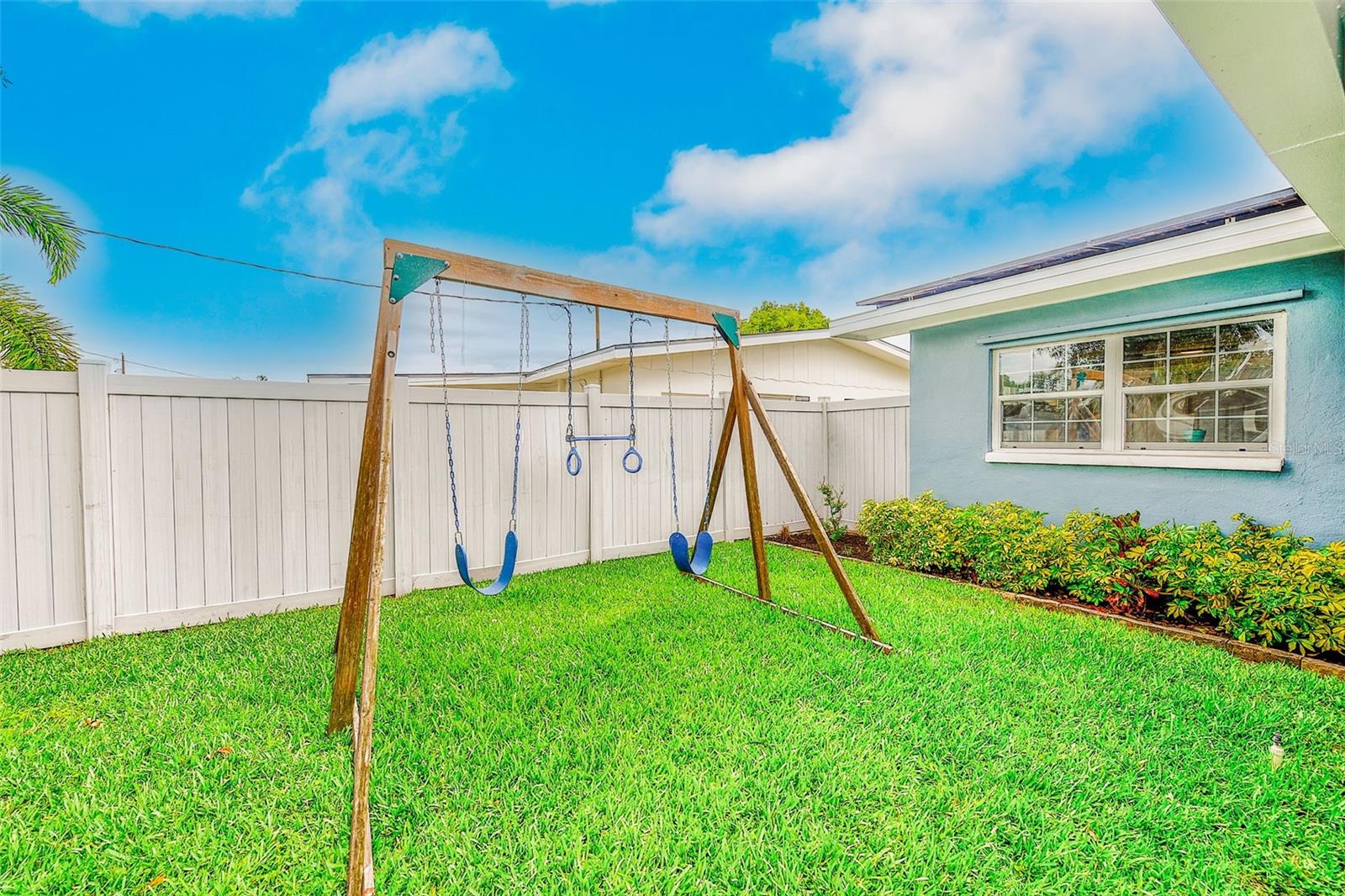 Image 32 of 43 For 4300 80th Avenue N