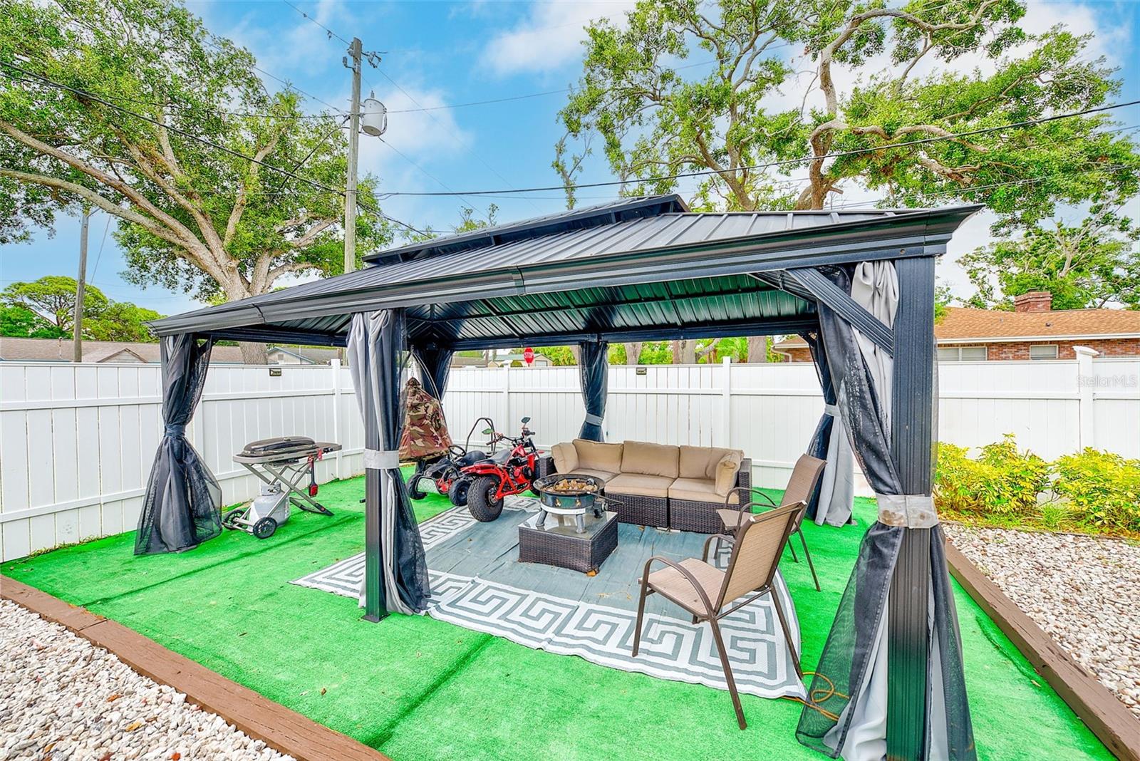 Image 37 of 43 For 4300 80th Avenue N