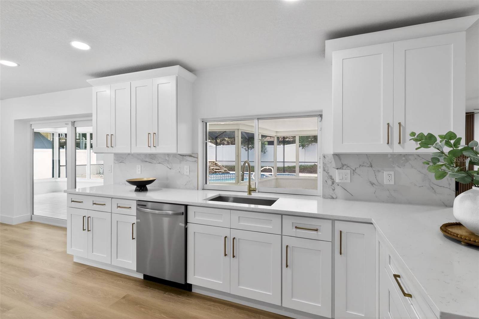 Image 14 of 50 For 7213 Jasmin Drive