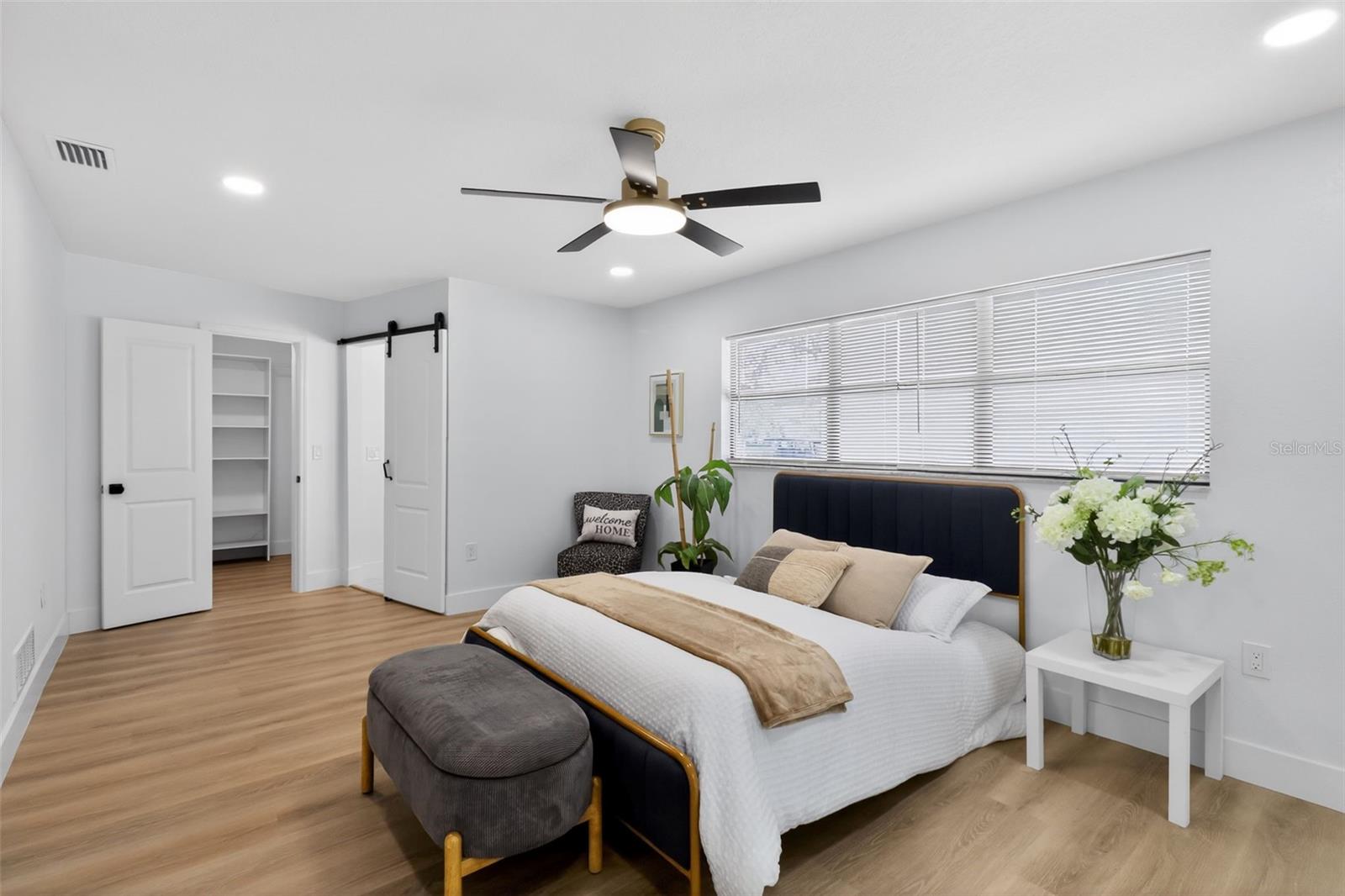 Image 21 of 50 For 7213 Jasmin Drive