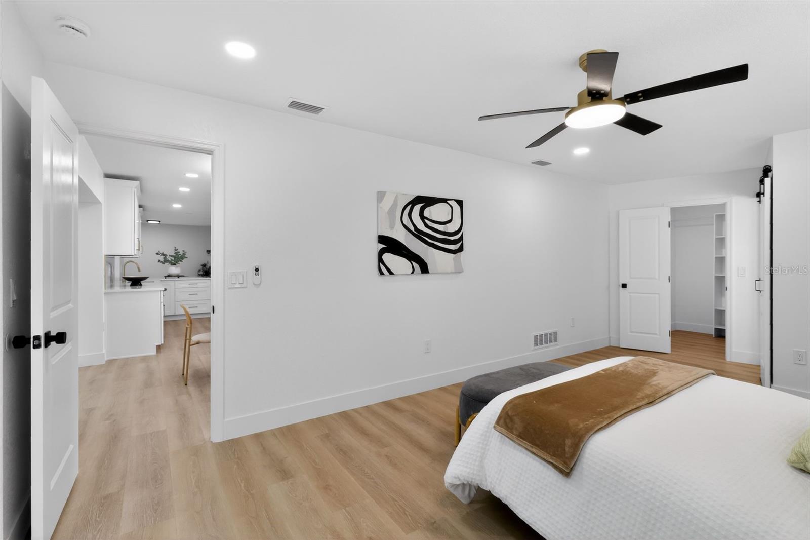 Image 23 of 50 For 7213 Jasmin Drive