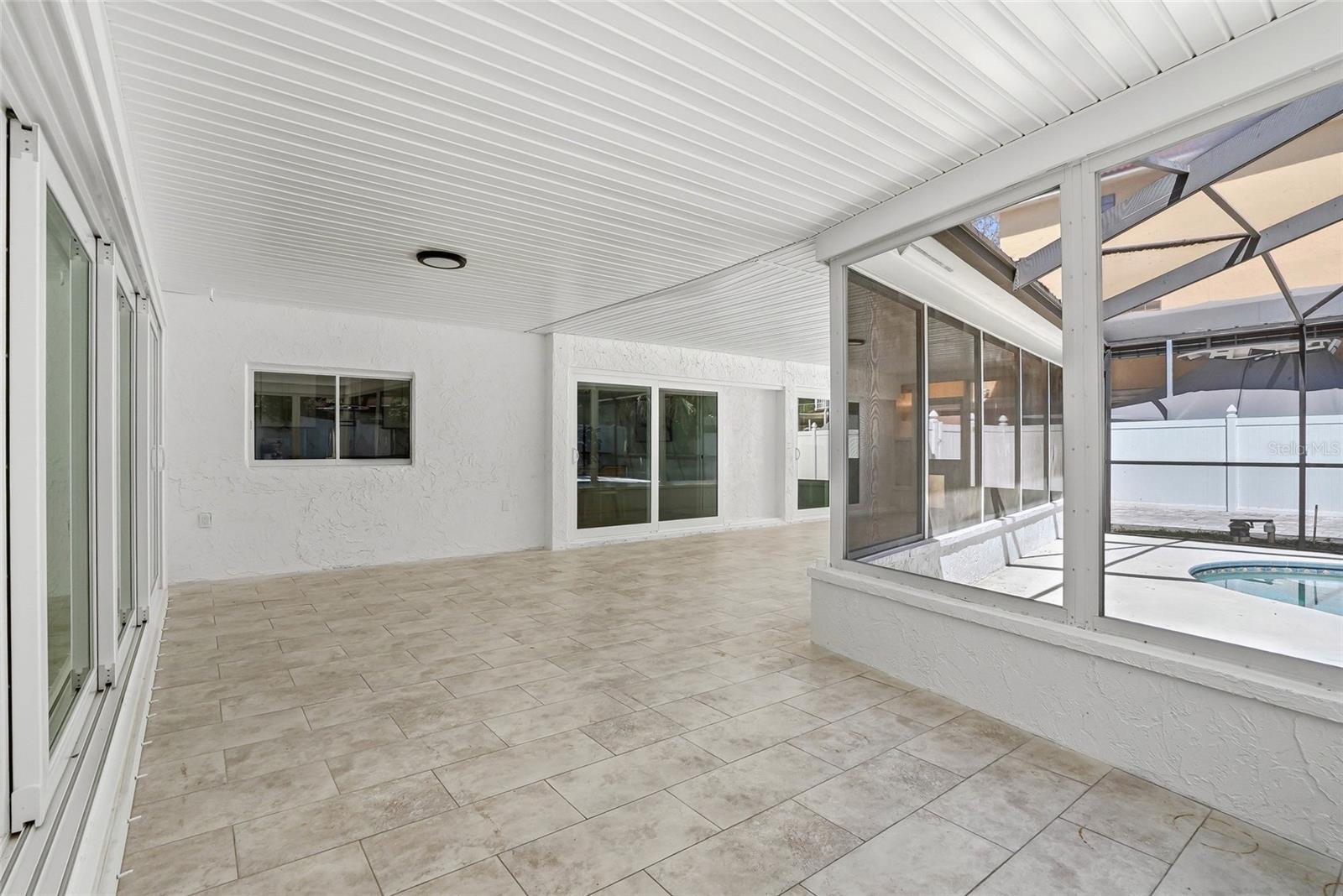 Image 36 of 50 For 7213 Jasmin Drive