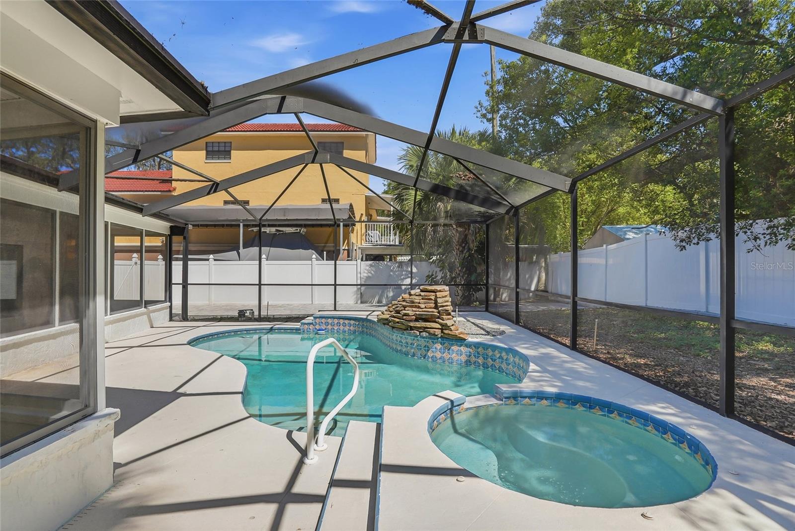 Image 37 of 50 For 7213 Jasmin Drive