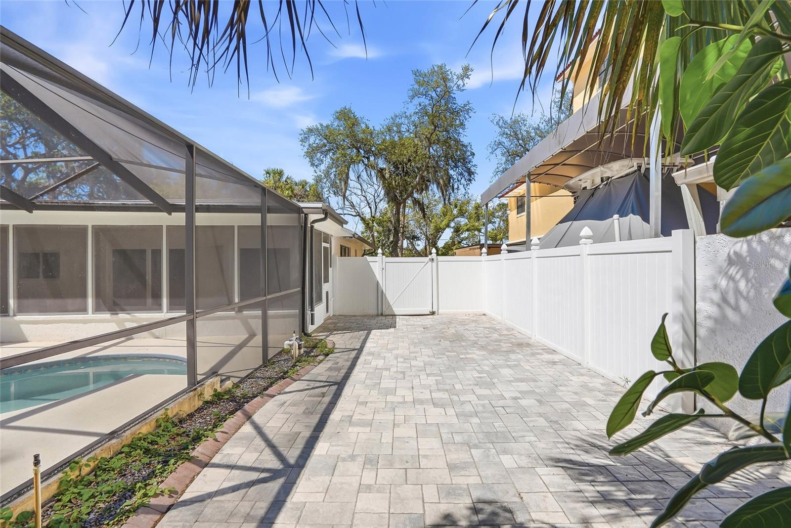 Image 43 of 50 For 7213 Jasmin Drive