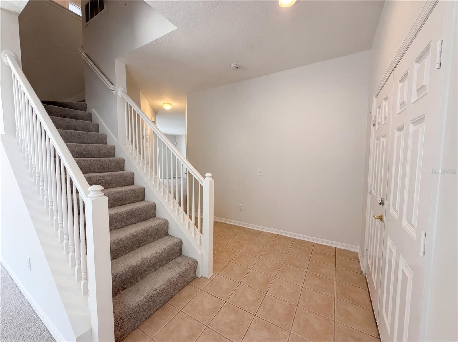 Listing photo id 23 for 8116 River Mont Way