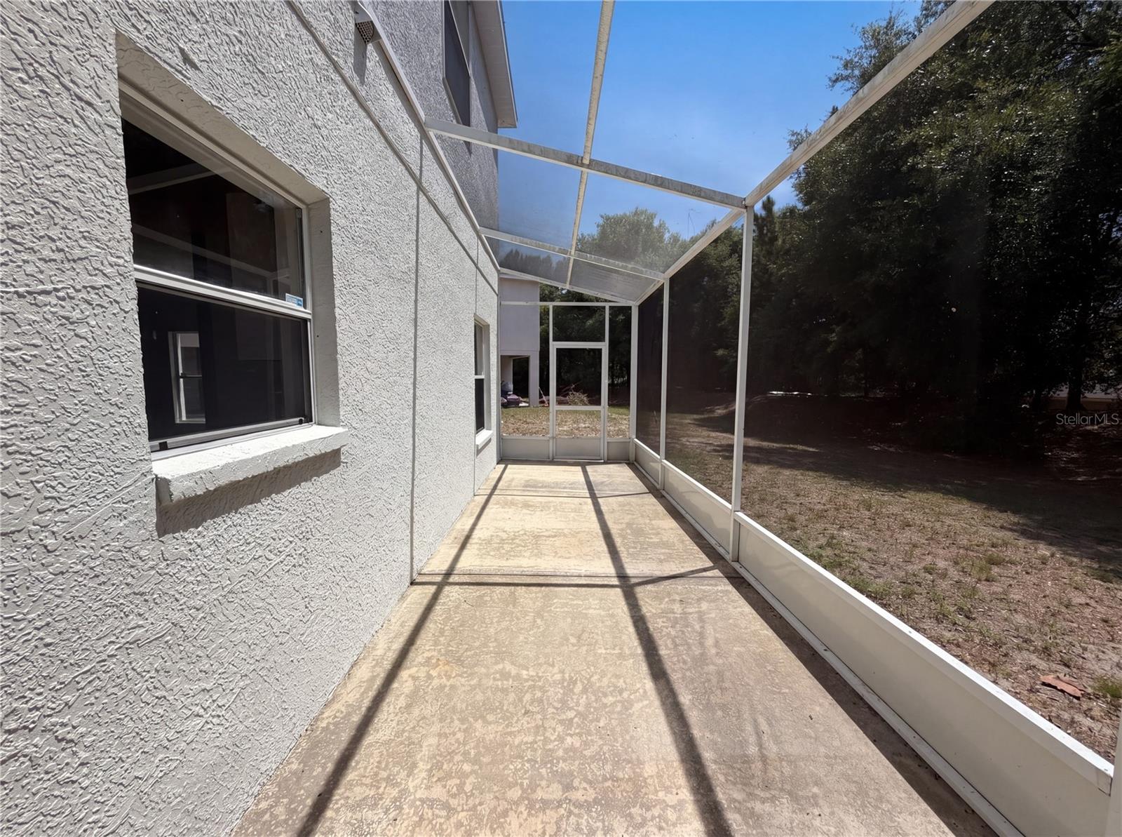 Listing photo id 27 for 8116 River Mont Way