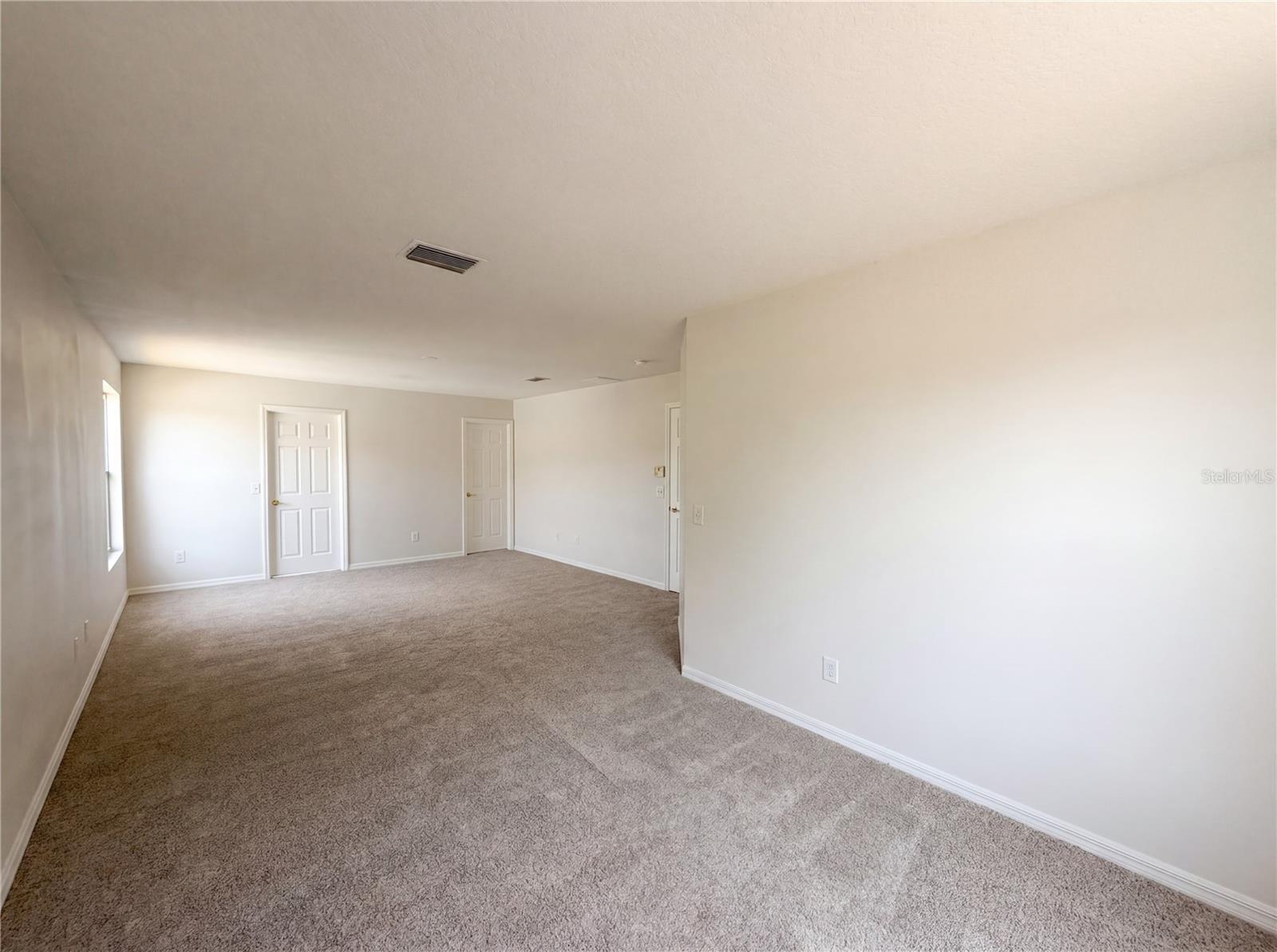 Listing photo id 1 for 8116 River Mont Way