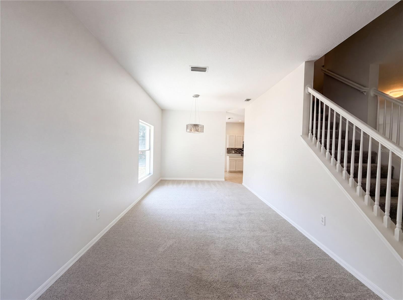 Listing photo id 6 for 8116 River Mont Way
