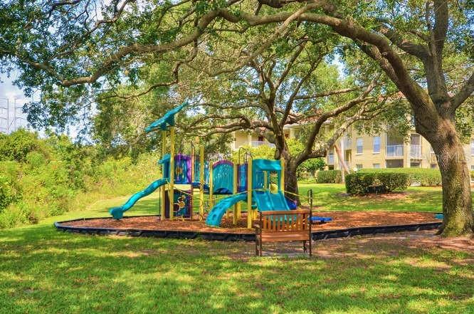 Image 19 of 25 For 2690 Coral Landings Boulevard 415