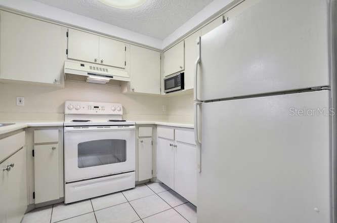 Image 7 of 25 For 2690 Coral Landings Boulevard 415