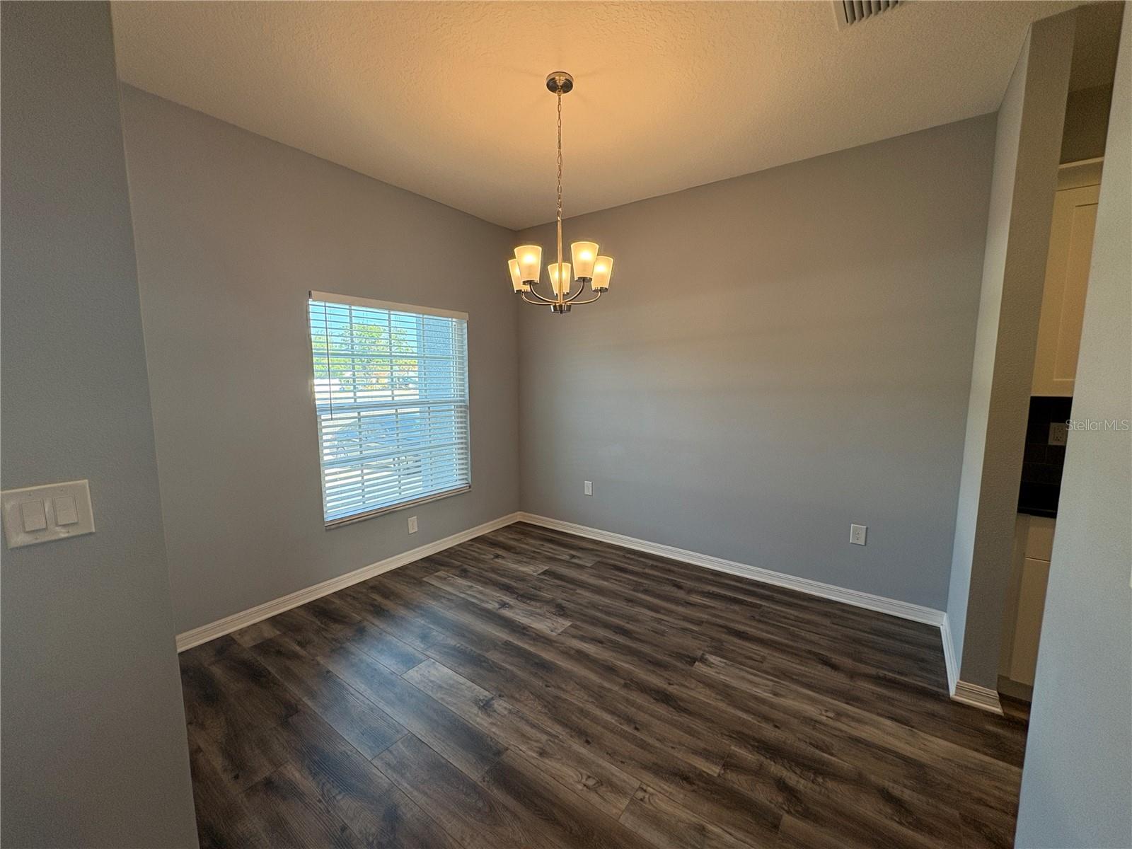 Image 8 of 25 For 5575 113th Street