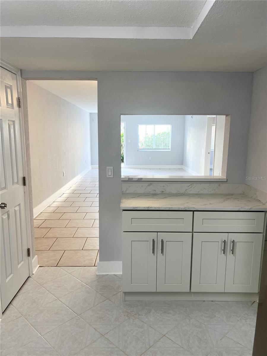 Image 4 of 19 For 4550 Overlook Drive Ne 156
