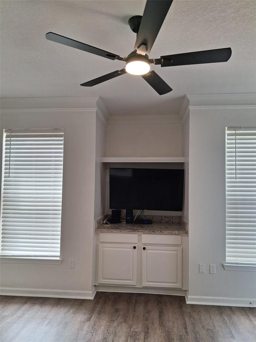 Image 10 of 19 For 10405 Villa View Circle 10405