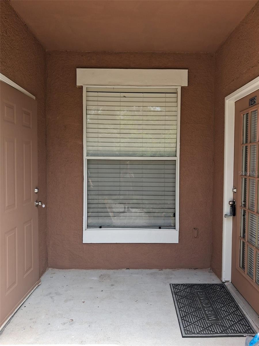 Image 6 of 19 For 10405 Villa View Circle 10405