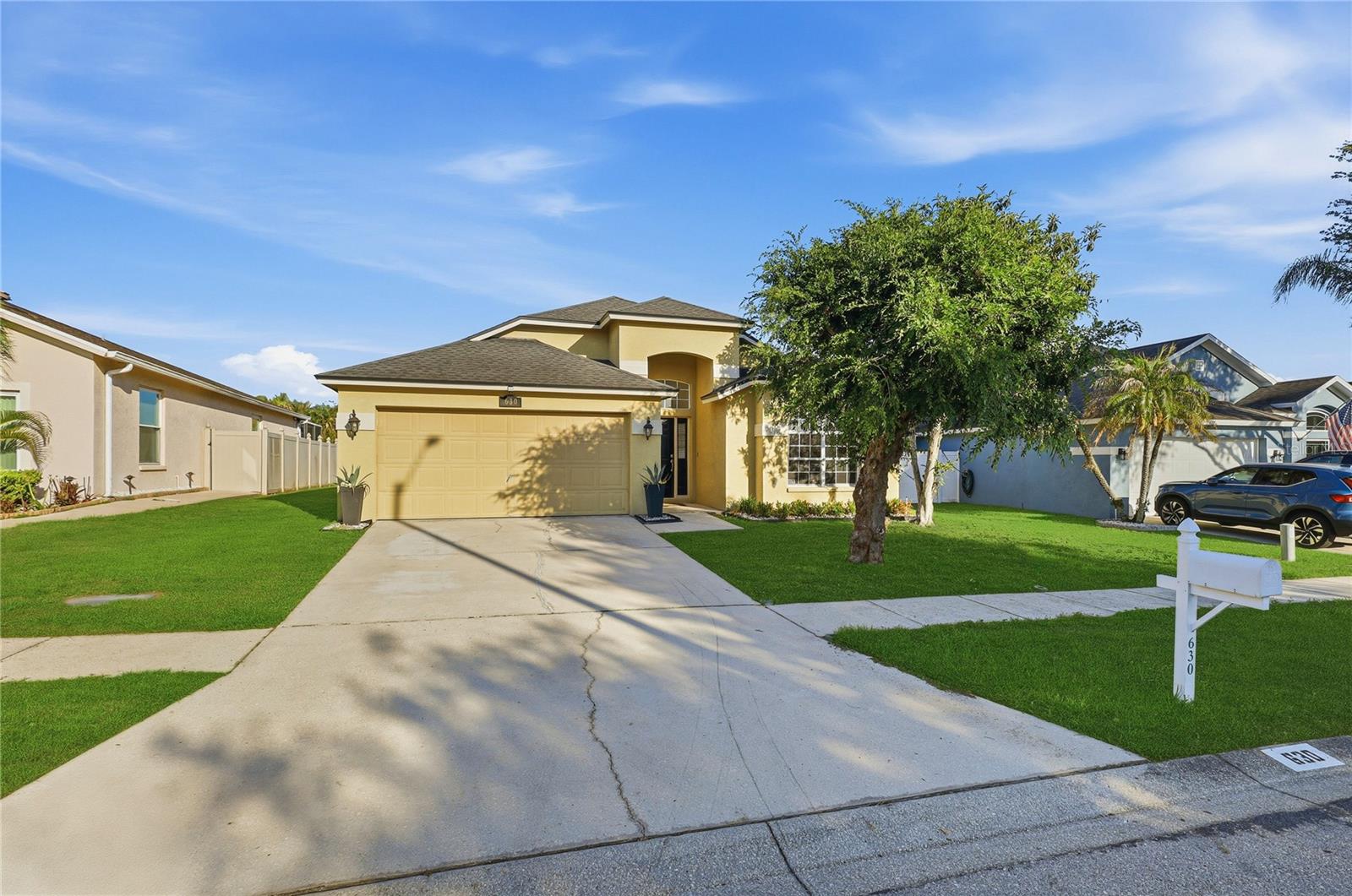 Image 3 of 31 For 630 Tuscanny Street
