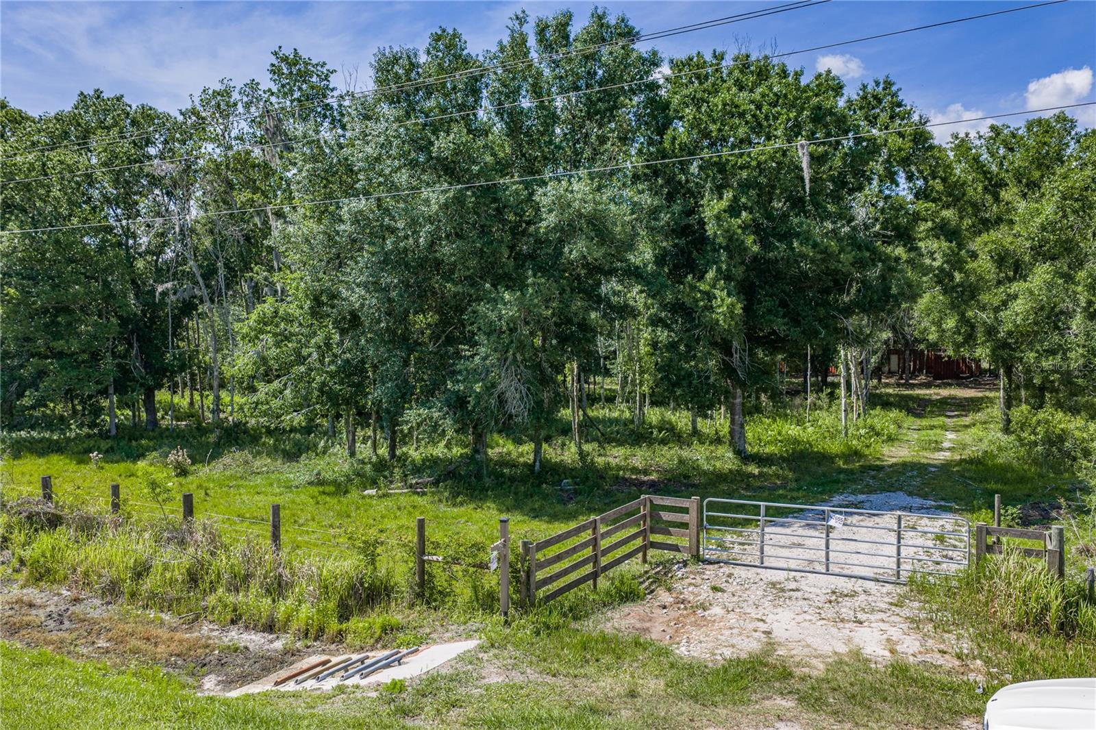 Image 11 of 46 For 42655 State Road 64 E
