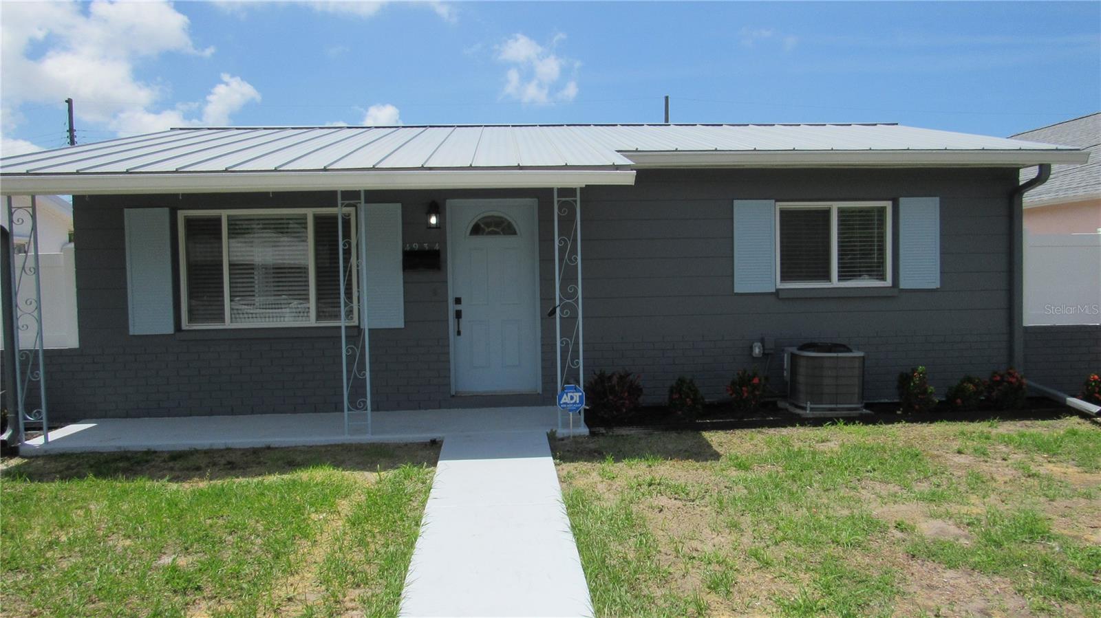 Image 20 of 25 For 4934 21st Avenue N