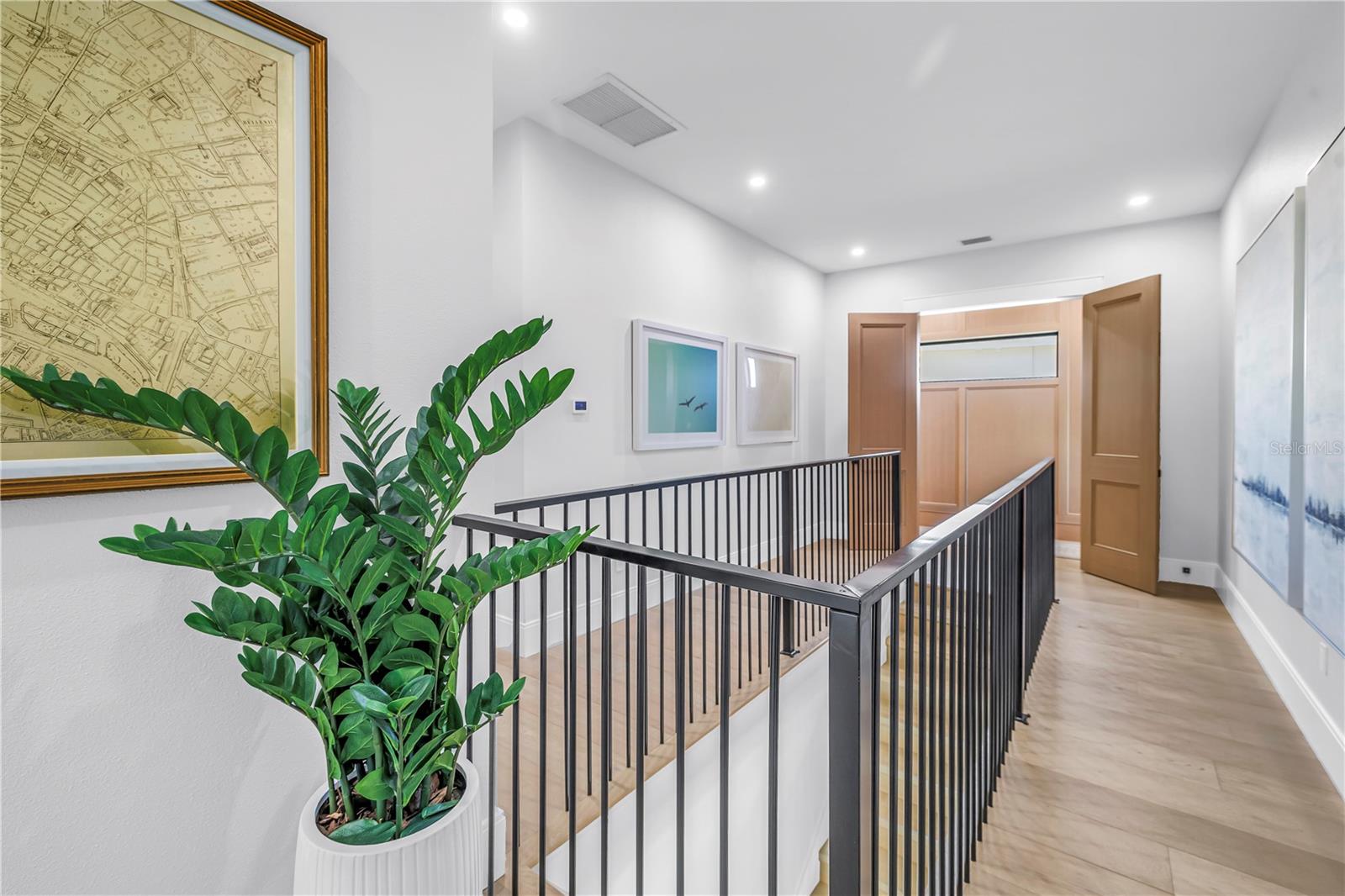Listing photo id 41 for 386 26th Avenue Se