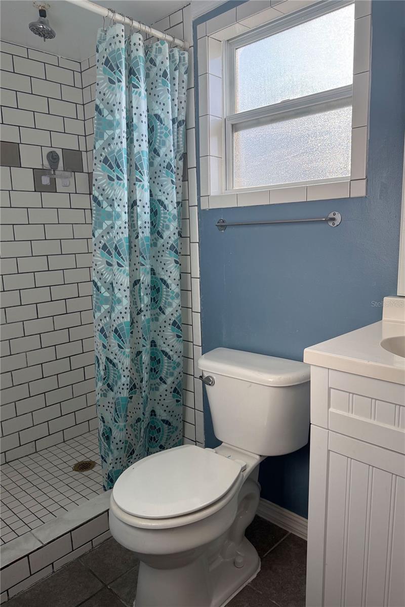 Image 10 of 19 For 2334 Knoll Avenue S