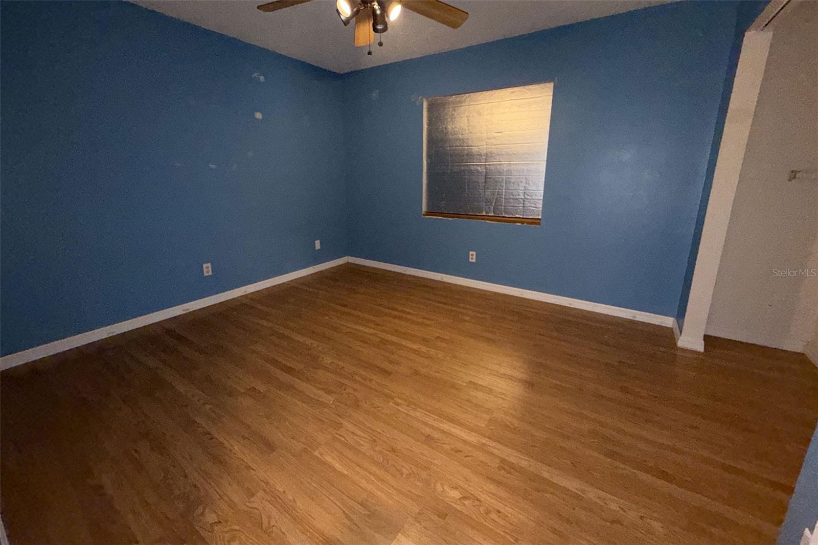 Image 13 of 19 For 2334 Knoll Avenue S