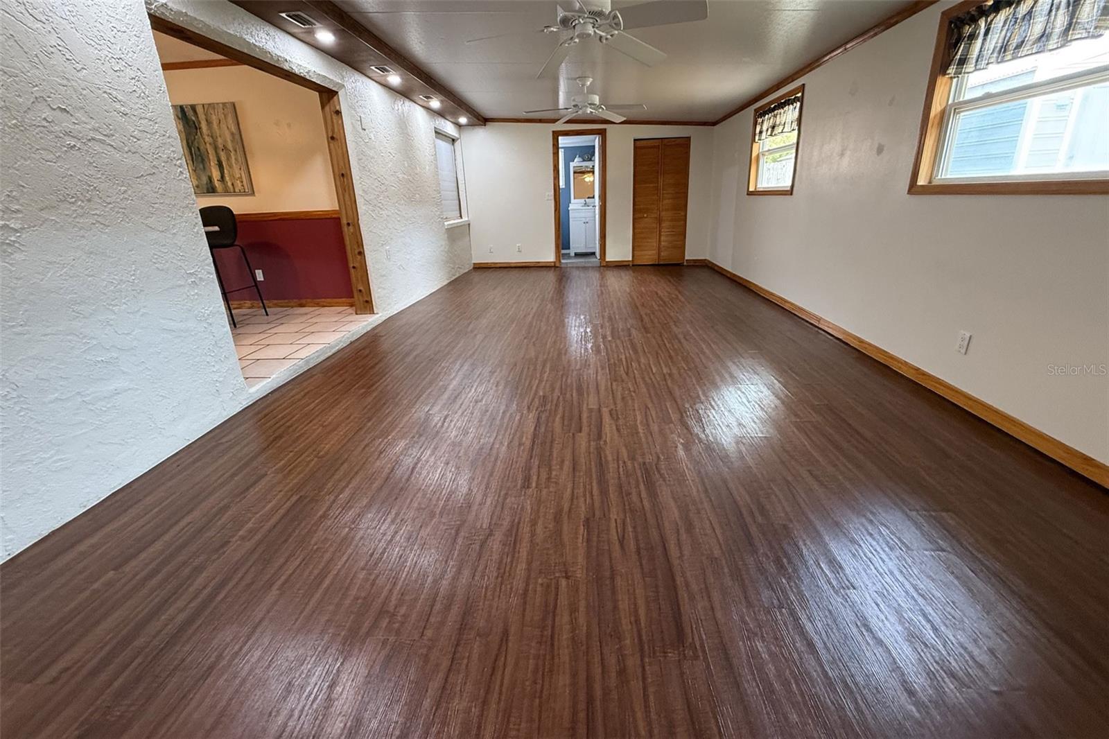 Image 8 of 19 For 2334 Knoll Avenue S