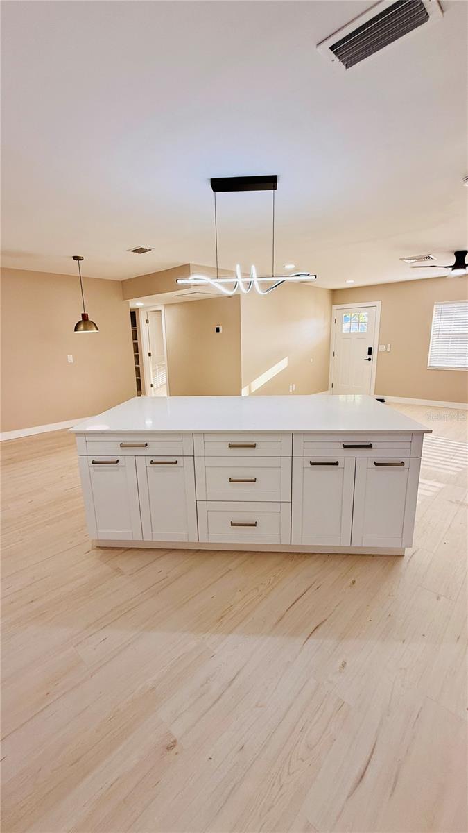 Image 11 of 54 For 6409 Rosewood Drive