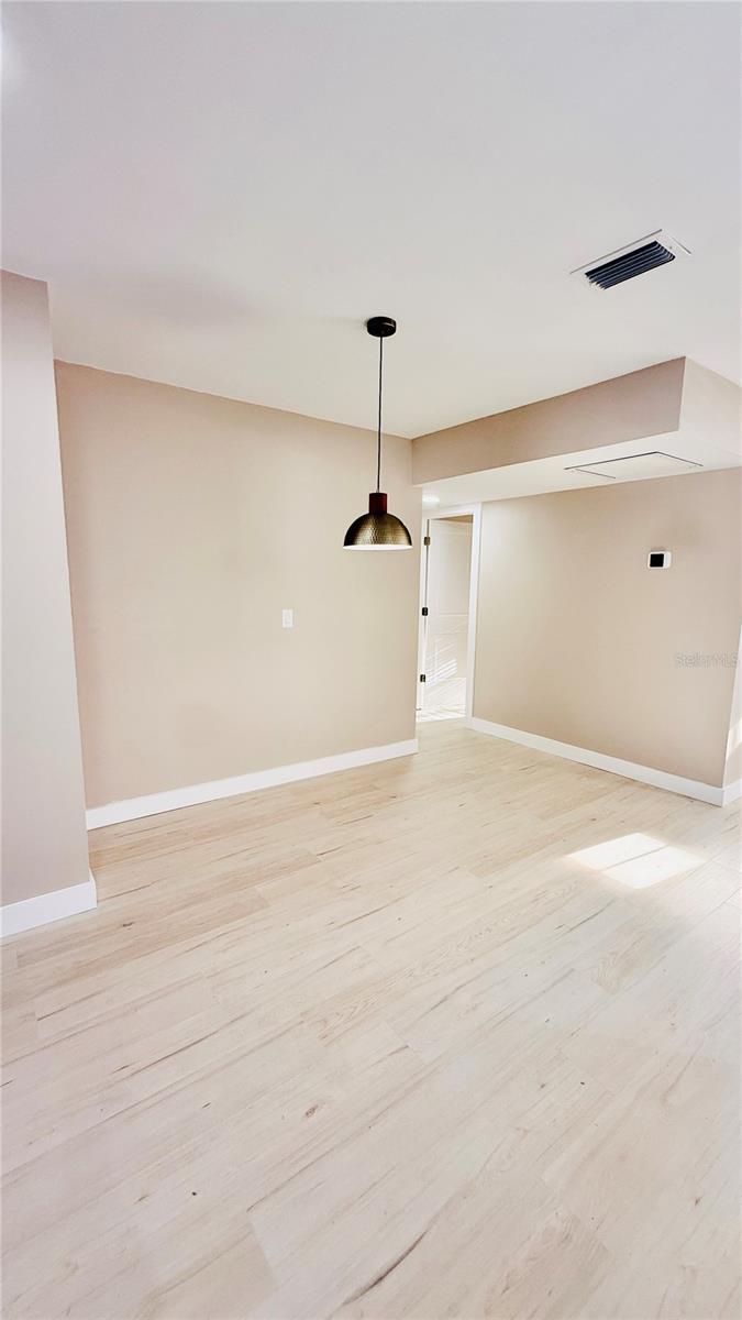 Image 19 of 54 For 6409 Rosewood Drive