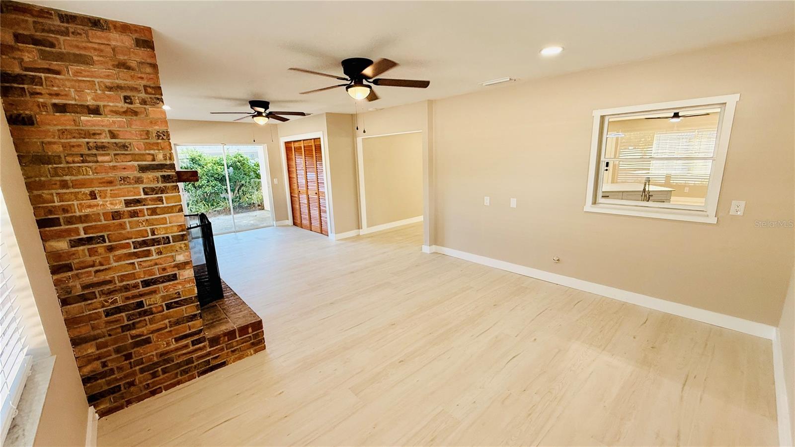Image 22 of 54 For 6409 Rosewood Drive