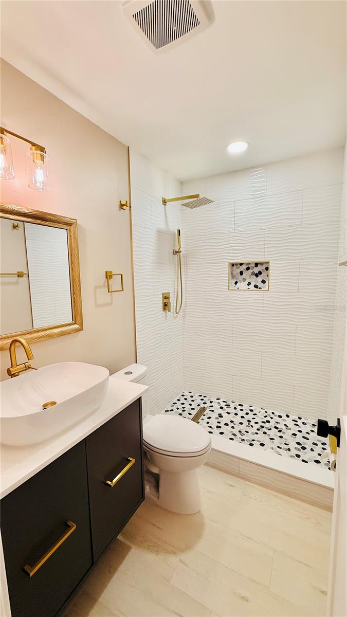 Image 32 of 54 For 6409 Rosewood Drive