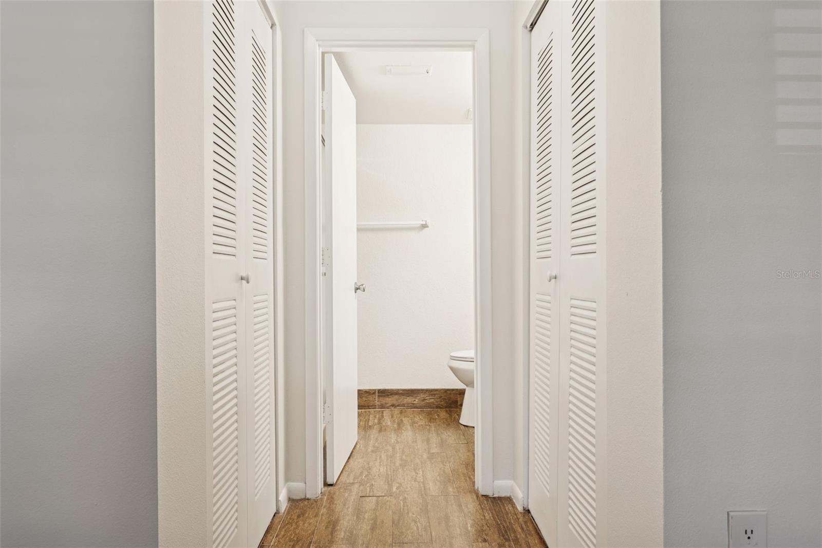 Image 16 of 32 For 2690 Coral Landings Boulevard 622