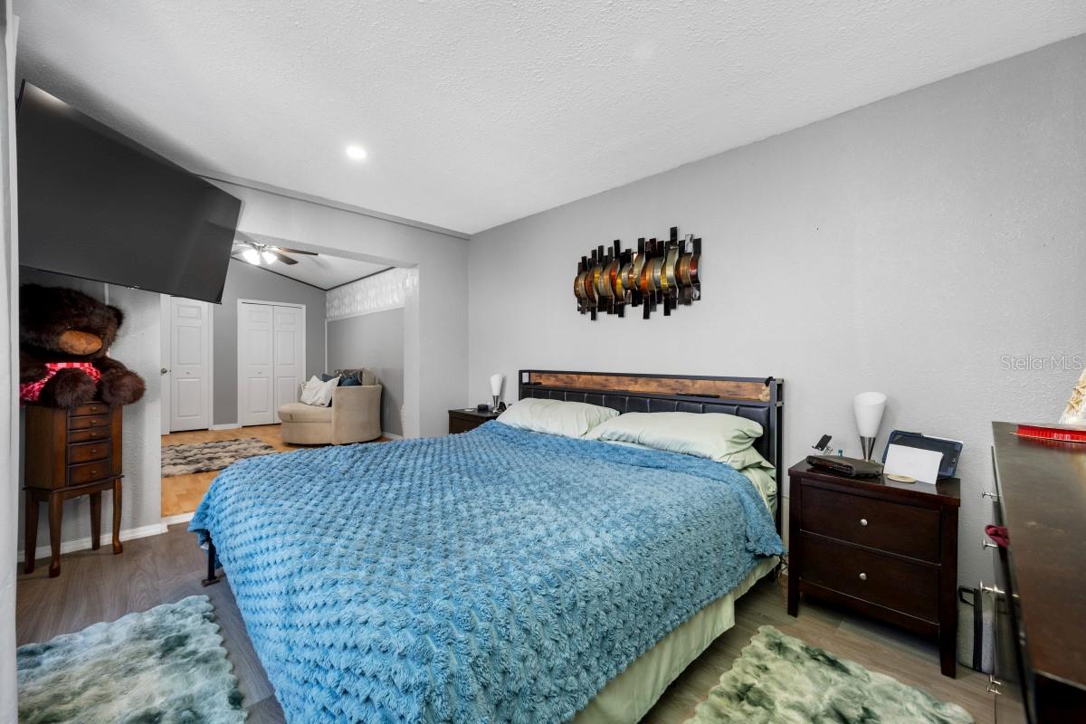 Image 10 of 20 For 13132 Carrollwood Creek Drive