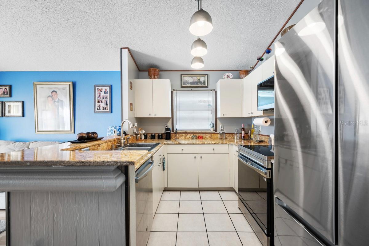 Image 6 of 20 For 13132 Carrollwood Creek Drive