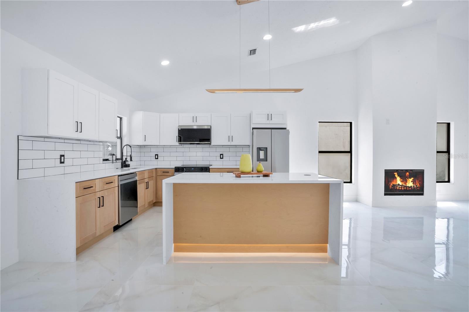 Image 19 of 53 For 11230 Elmfield Drive