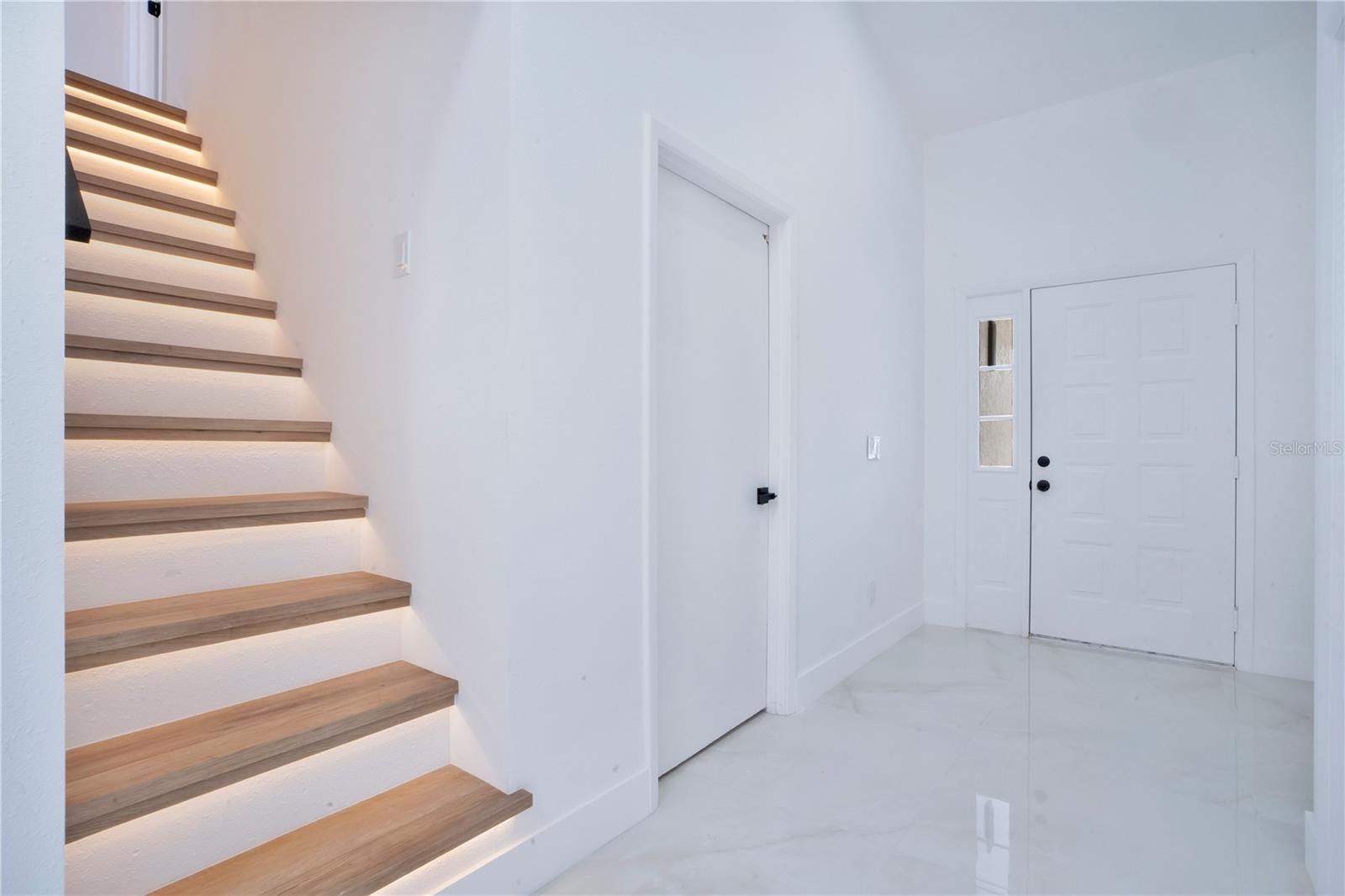 Image 4 of 53 For 11230 Elmfield Drive