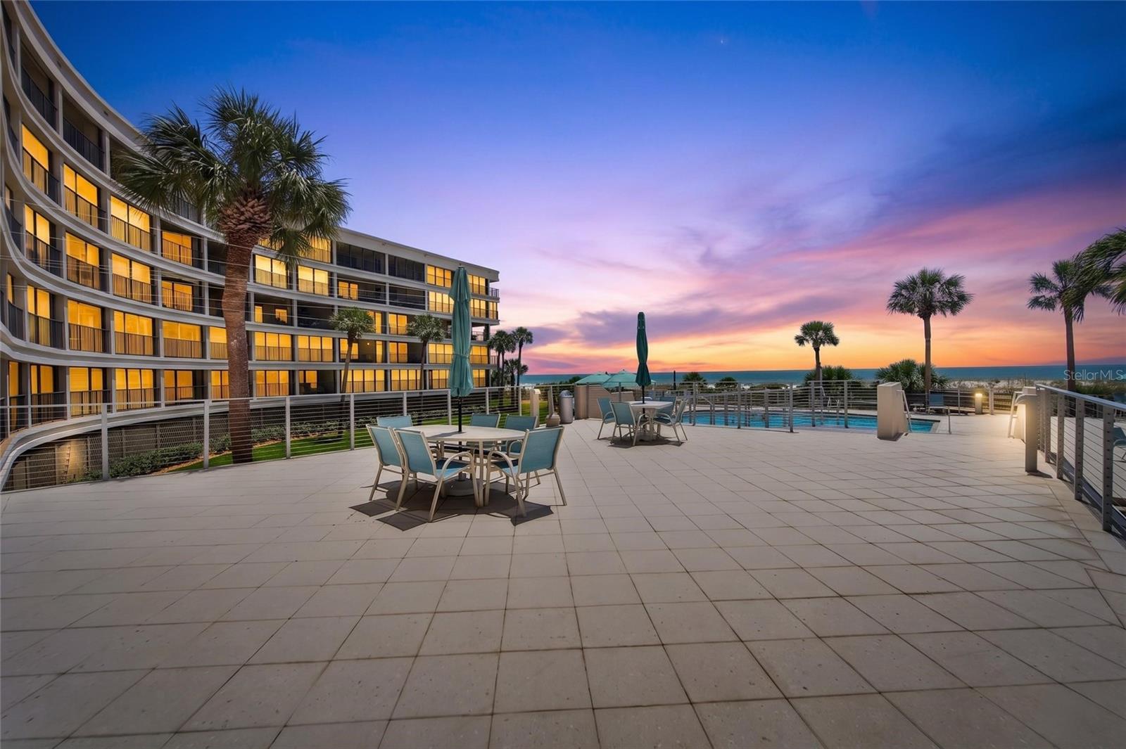 Image 5 of 94 For 4450 Gulf Boulevard 113