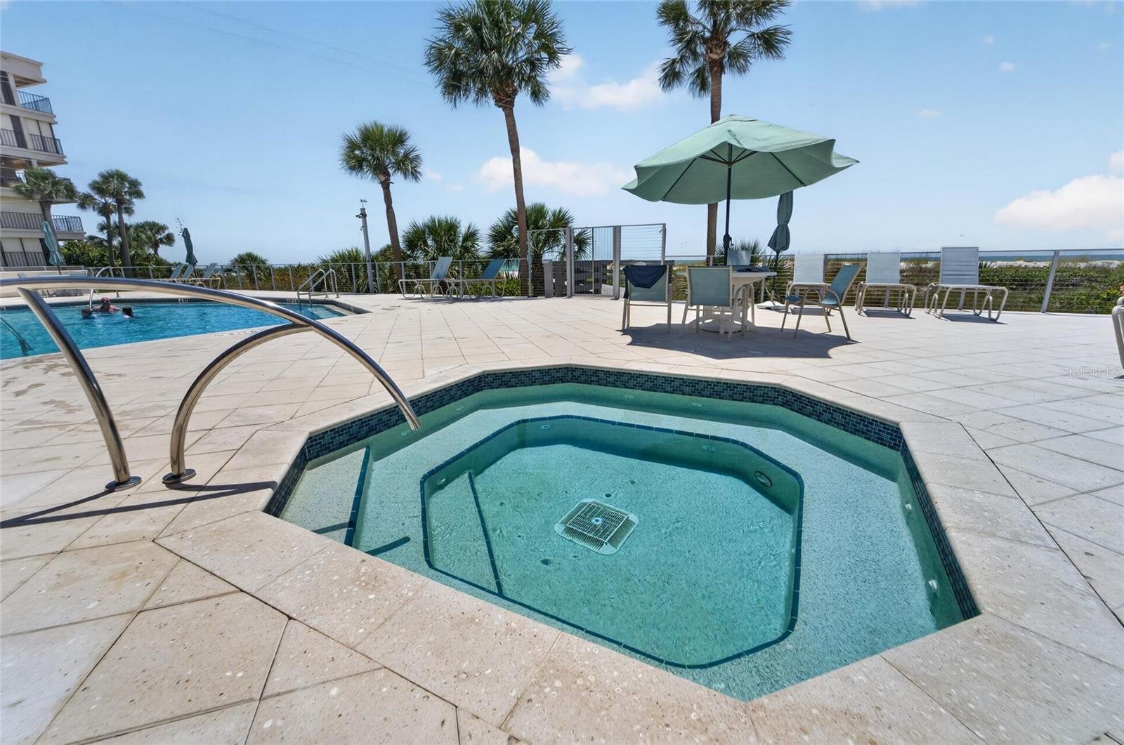 Image 8 of 94 For 4450 Gulf Boulevard 113